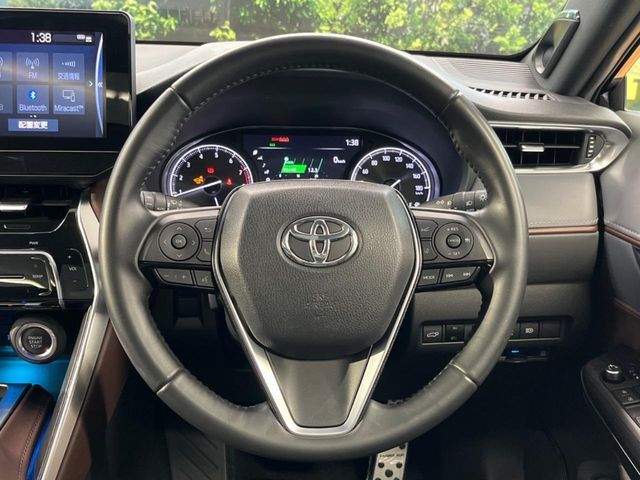 TOYOTA HARRIER 2WD 2021