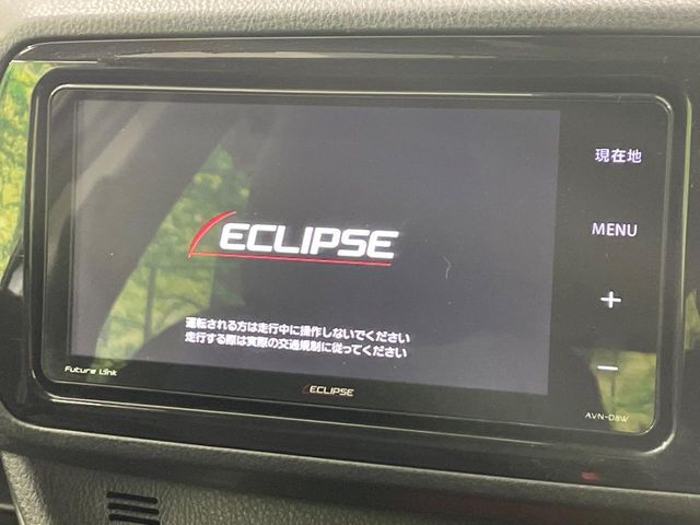 TOYOTA VITZ HYBRID 2018