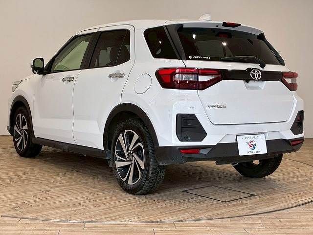 TOYOTA RAIZE 2024