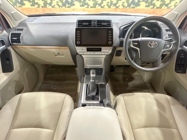 TOYOTA LANDCRUISER PRADO 2023