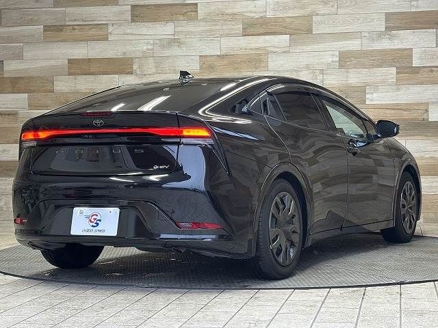 TOYOTA PRIUS 2024
