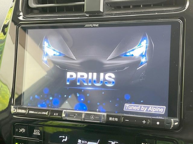 TOYOTA PRIUS 2018