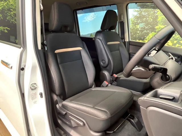 NISSAN SERENA  WG 2024