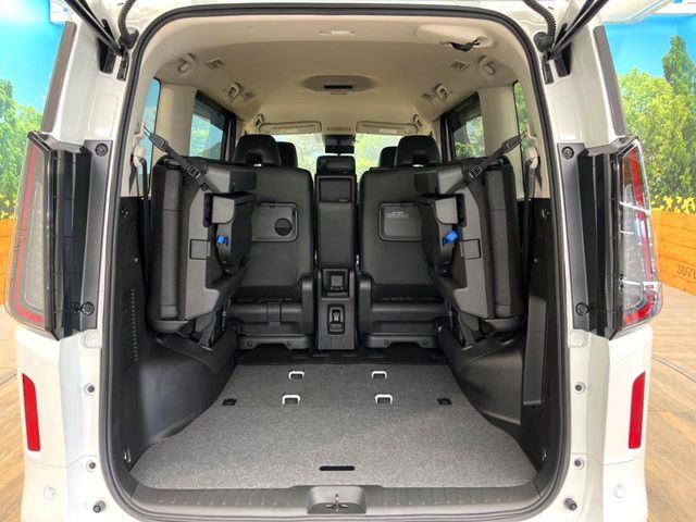 NISSAN SERENA  WG 2024