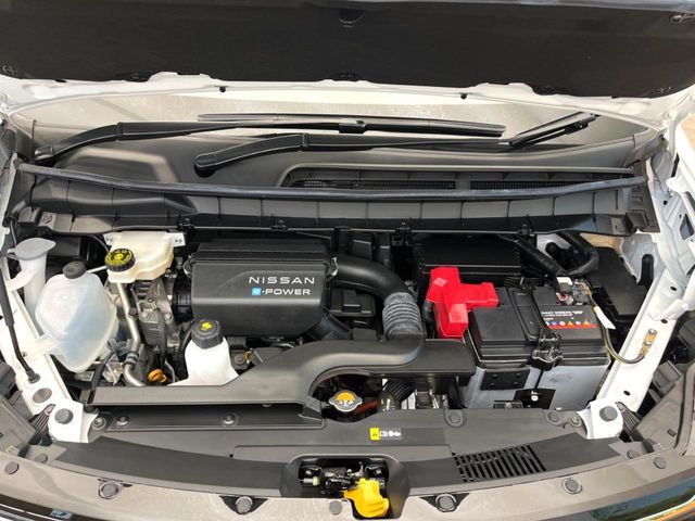 NISSAN SERENA  WG 2024