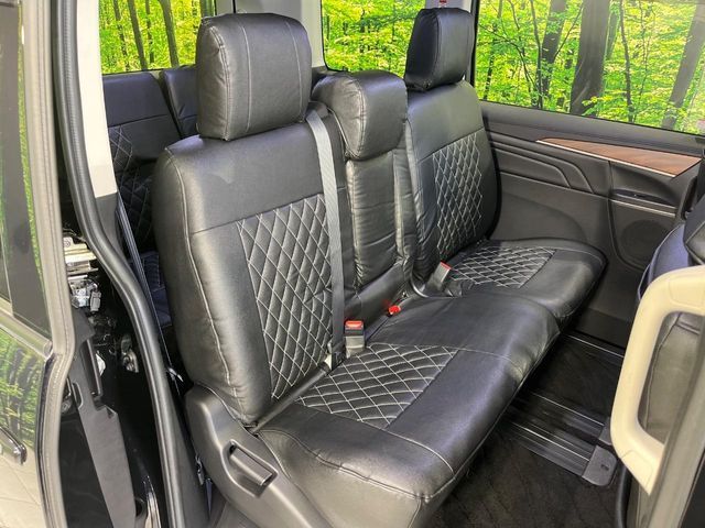 MITSUBISHI DELICA D:5 4WD 2022