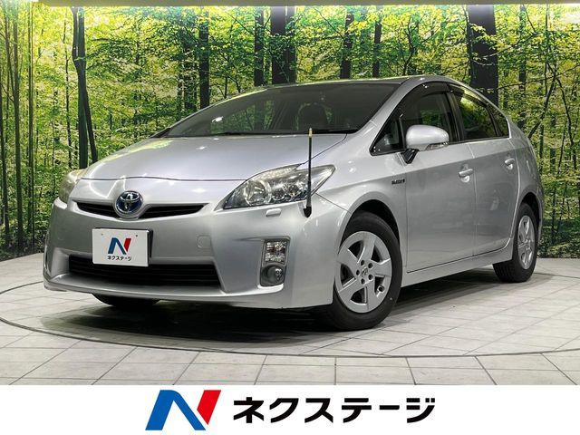 TOYOTA PRIUS 2011