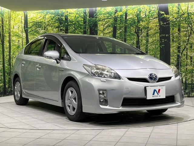TOYOTA PRIUS 2011