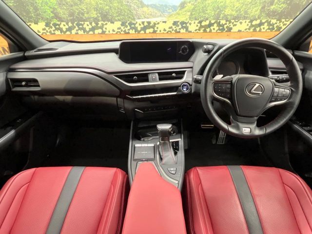 TOYOTA LEXUS UX250h 2018