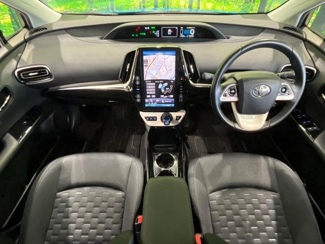 TOYOTA PRIUS PHV 2017