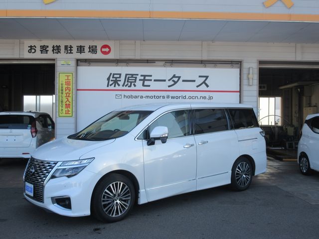 NISSAN ELGRAND  4WD 2023