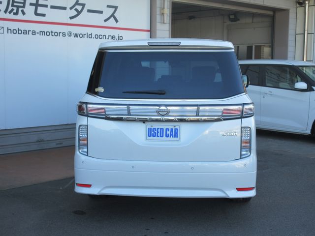 NISSAN ELGRAND  4WD 2023