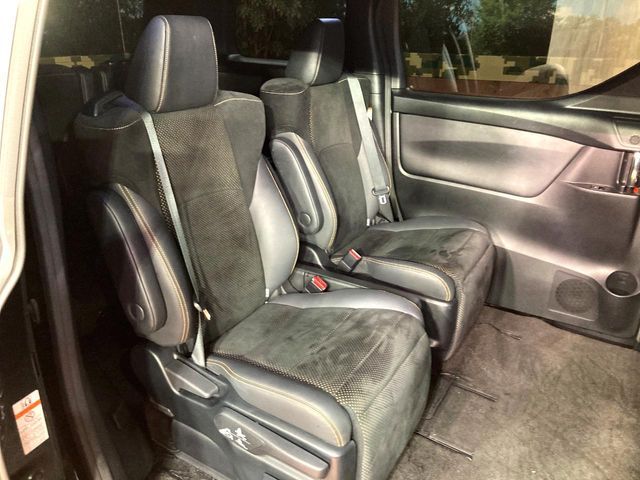 TOYOTA VELLFIRE 4WD 2020