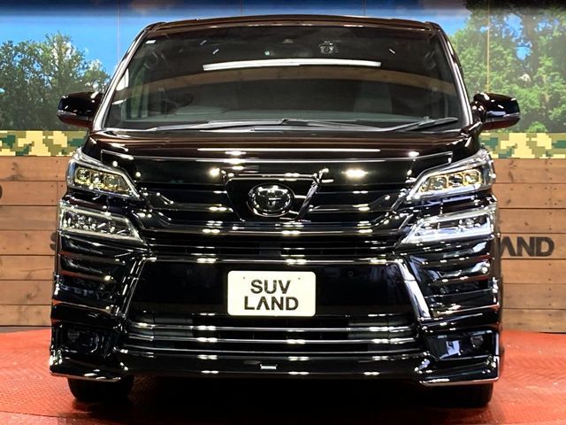 TOYOTA VELLFIRE 4WD 2020