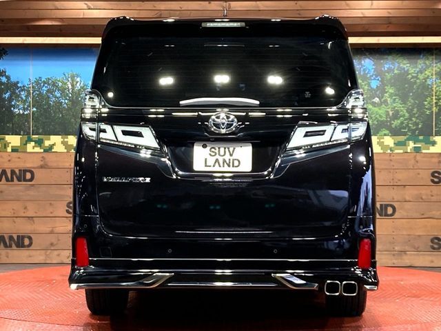 TOYOTA VELLFIRE 4WD 2020