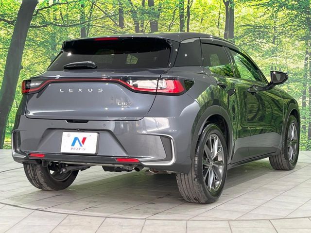 TOYOTA LEXUS LBX 2024