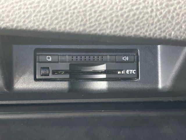 TOYOTA HARRIER HYBRID 2014