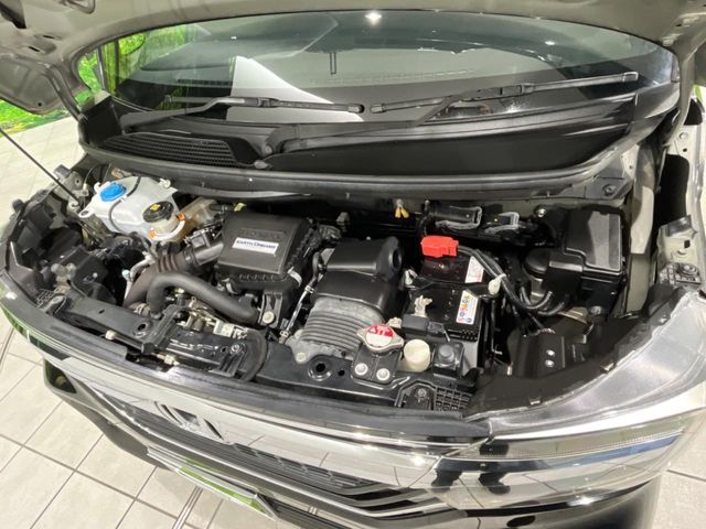 HONDA N BOX CUSTOM 4WD 2019