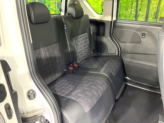 MITSUBISHI DELICA MINI 2024