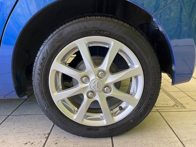 TOYOTA PIXIS MEGA 2015