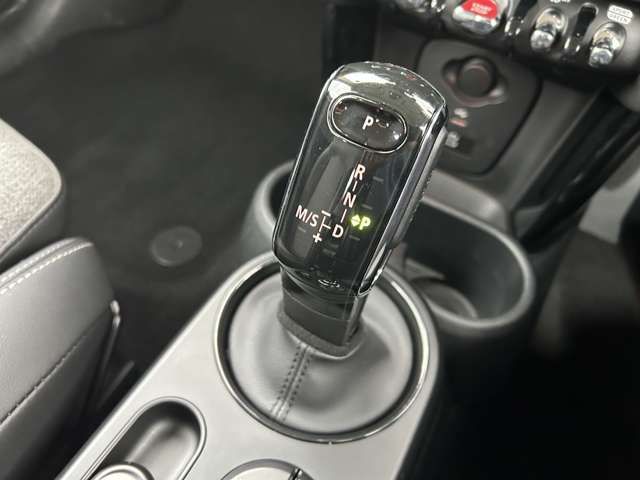 BMW MINI COOPER S 2023