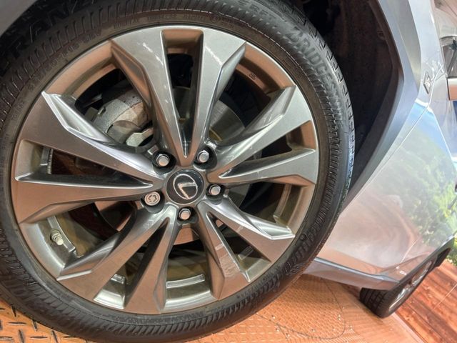 TOYOTA LEXUS UX250h 2019