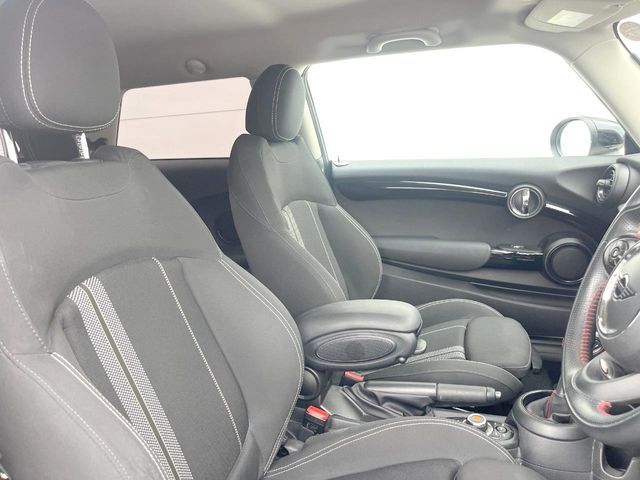 BMW MINI COOPER SD 2020