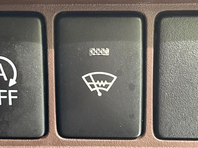 TOYOTA ESQUIRE 4WD 2015