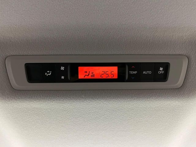 TOYOTA ESQUIRE 4WD 2015