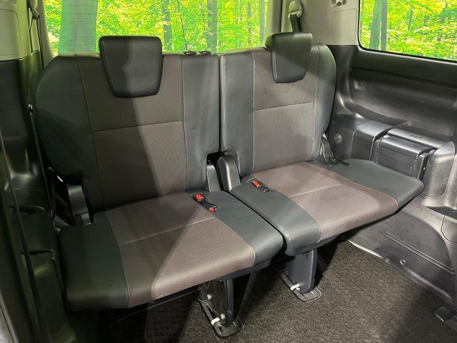 TOYOTA ESQUIRE 4WD 2015