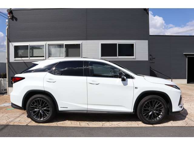 TOYOTA LEXUS RX450h AWD 2022