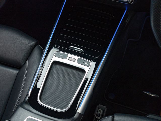 MERCEDES BENZ MERCEDES BENZ GLB 2024