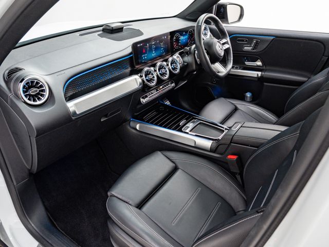 MERCEDES BENZ MERCEDES BENZ GLB 2024