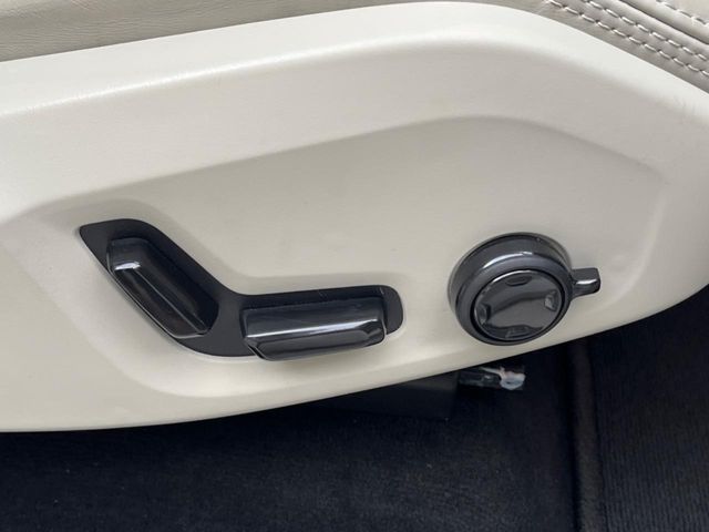 VOLVO VOLVO XC60 2023