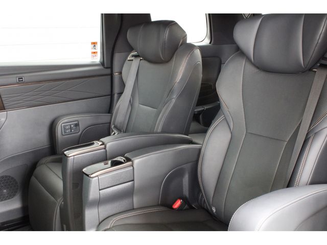 TOYOTA ALPHARD hybrid 2023