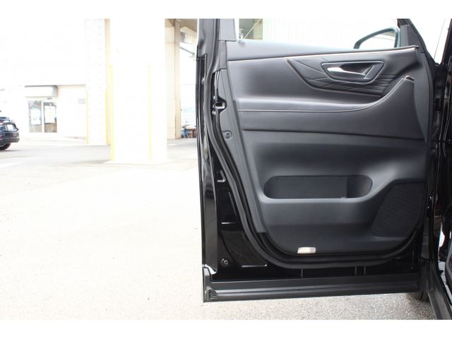 TOYOTA ALPHARD hybrid 2023