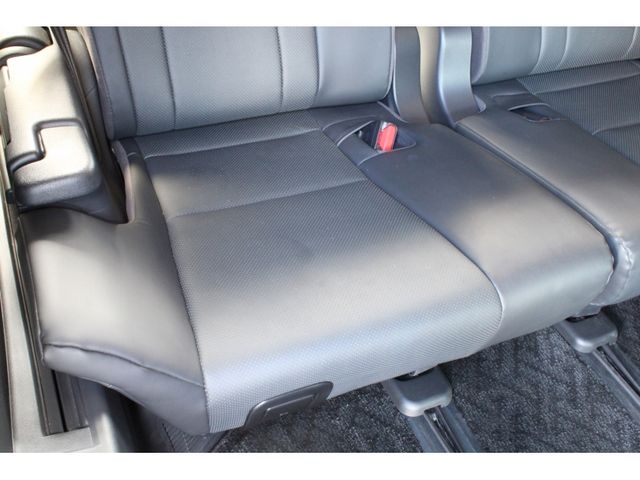 TOYOTA ALPHARD hybrid 2023