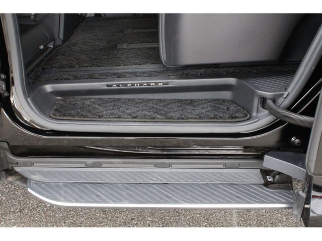 TOYOTA ALPHARD hybrid 2023