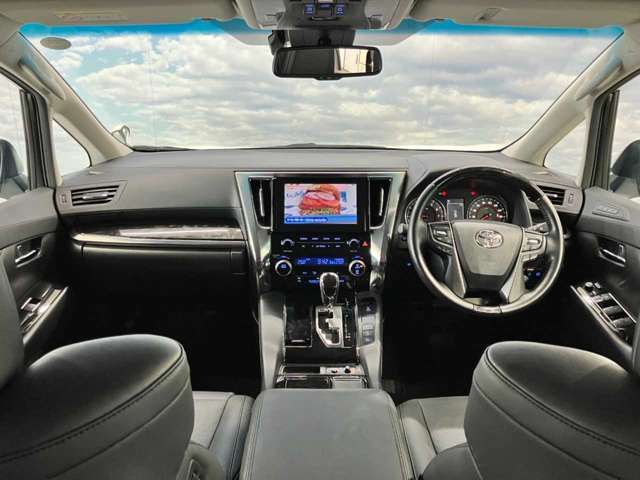 TOYOTA ALPHARD 4WD 2022