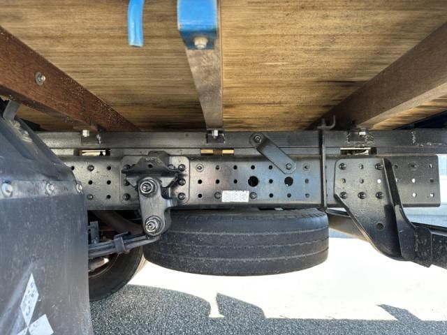 MITSUBISHI CANTER 2016