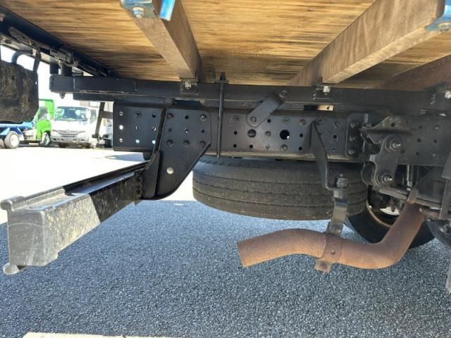 MITSUBISHI CANTER 2016