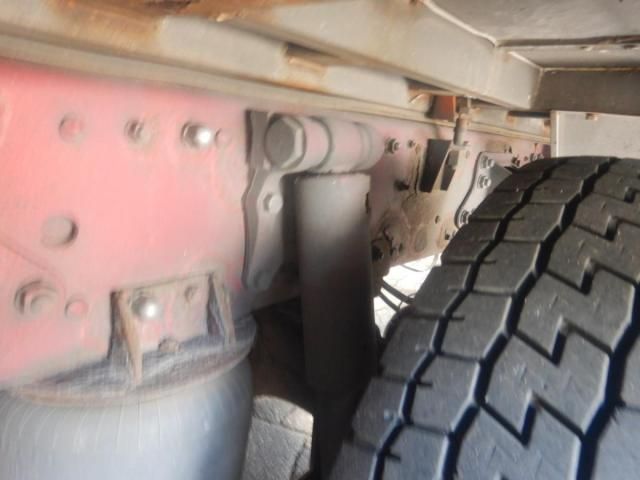 MITSUBISHI FUSOU SUPER GREAT 2014