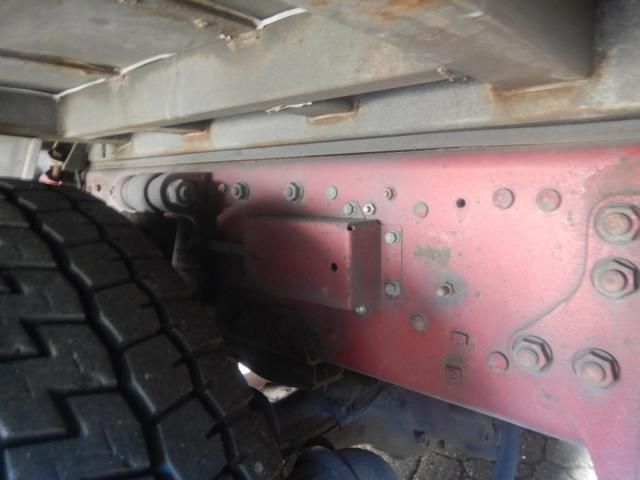 MITSUBISHI FUSOU SUPER GREAT 2014