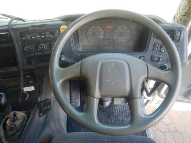 MITSUBISHI FUSOU SUPER GREAT 2012