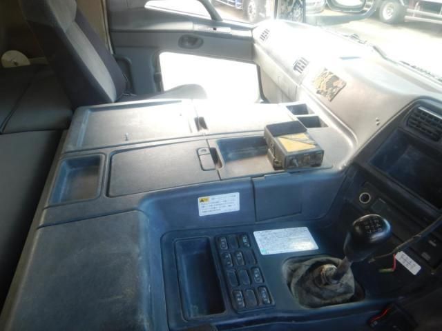 MITSUBISHI FUSOU SUPER GREAT 2012