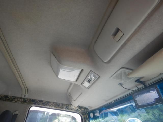 MITSUBISHI FUSOU SUPER GREAT 2012