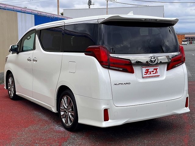 TOYOTA ALPHARD 2023