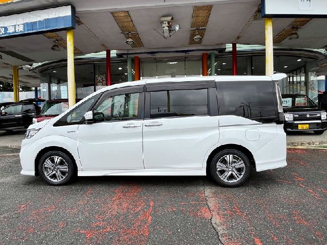 HONDA STEPWAGON SPADA HYBRID 2019