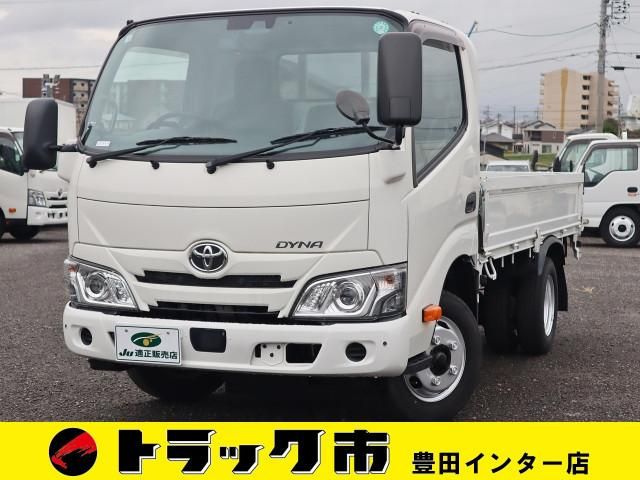 TOYOTA DYNA 2021