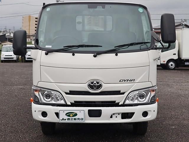 TOYOTA DYNA 2021